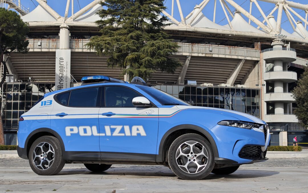 Piazza di spaccio in curva sud allo stadio Olimpico: 6 ultrà sotto indagine