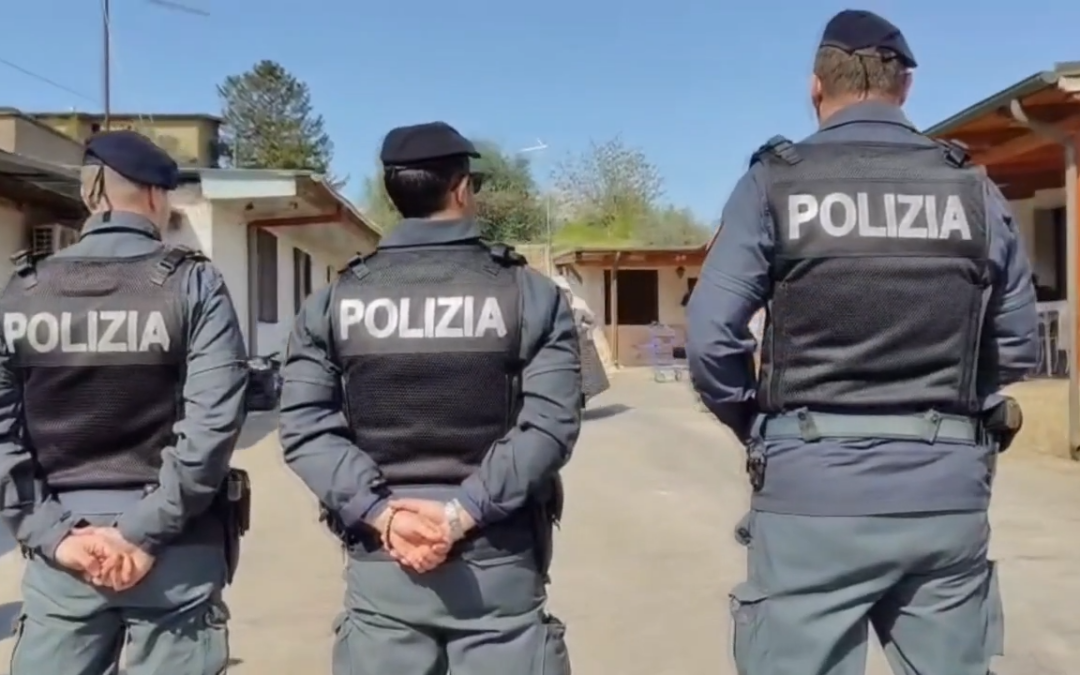 Nuove demolizioni di villette abusive in zona Casilino. Forze dell’Ordine in azione