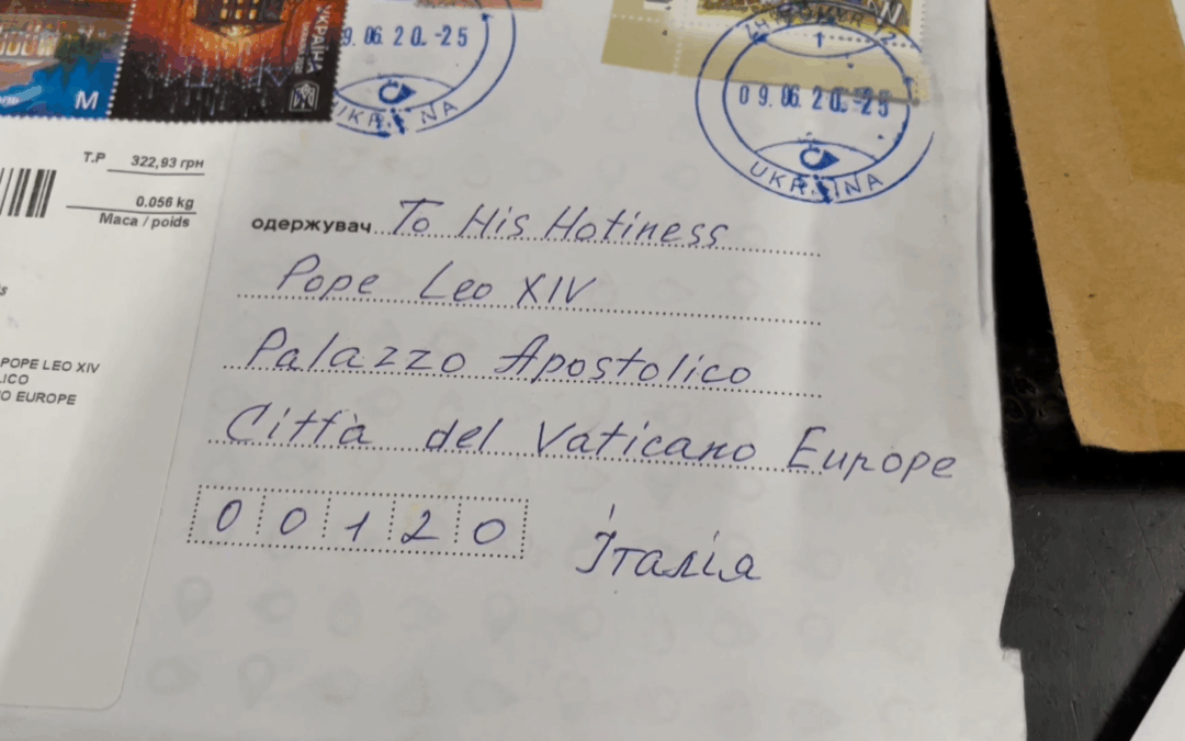 Caro Papa Leone XIV ti scrivo, 100 chili al giorno di posta diretta al Vaticano