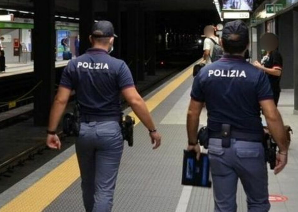 Habituè del borseggio in metro arrestato dalla Polizia