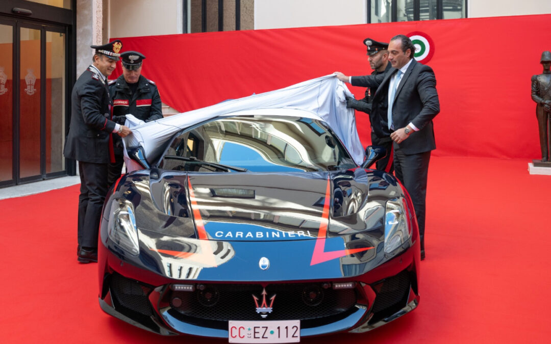 Carabinieri: consegnate le nuove auto per il trasporto di organi e sangue: Maserati Pura e Alfa Romeo Quadrifoglio