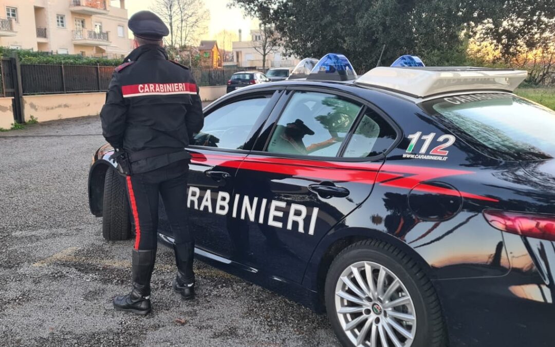 Tentano di rubare nelle camere di un b&b con un passepartout rubato. Fermati tre giovanissimi