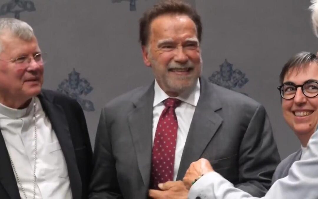 Clima, evento a Castel Gandolfo con Papa Leone. C’è anche Arnold Schwarzenegger