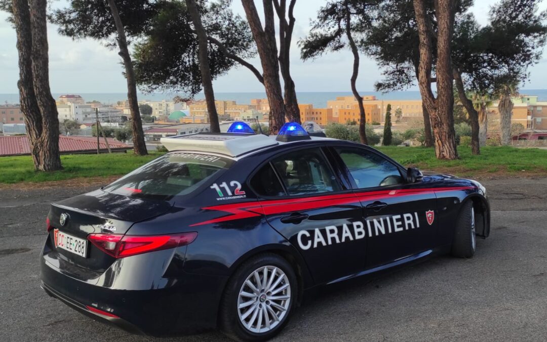 Boschi della Tolfa: Carabinieri sequestrano cocaina, hashish e due machete