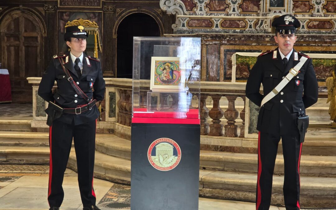 Carabinieri restituiscono pregiata pagina miniata del Quattrocento rubata dalla basilica Aracoeli