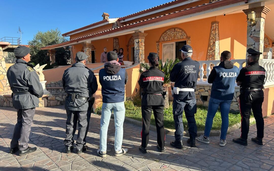 Via Arzachena, scattate le operazioni per lo sgombero e l’abbattimento di immobili abusivi
