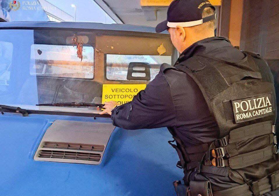 Reati ambientali, 5 persone denunciate. Sequestrate tonnellate di rifiuti pericolosi e autocarri utilizzati per i trasporti