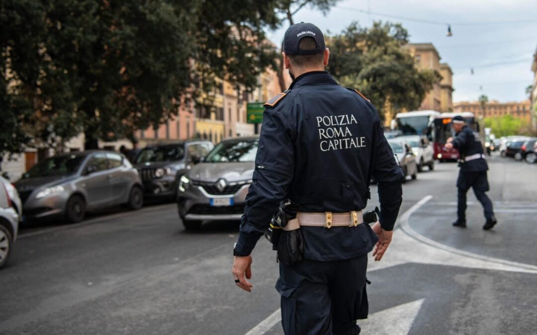 Studente in fin di vita rianimato dagli agenti della Polizia Roma Capitale