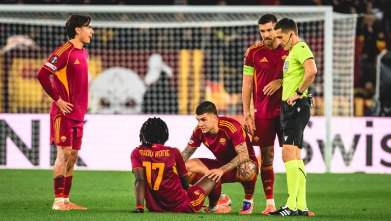 Roma, problema alla caviglia per Koné: francese a rischio per la gara col Napoli