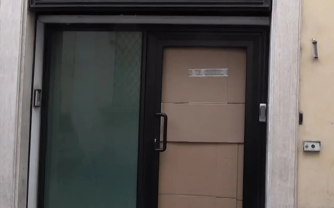 Furto alla boutique Louis Vuitton in via Condotti: tutto pianificato nei minimi dettagli