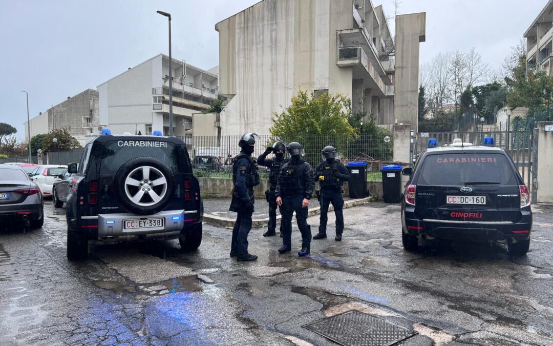 Nettuno, Blitz antidroga dei Carabinieri in via Livatino, in manette 3 persone per spaccio