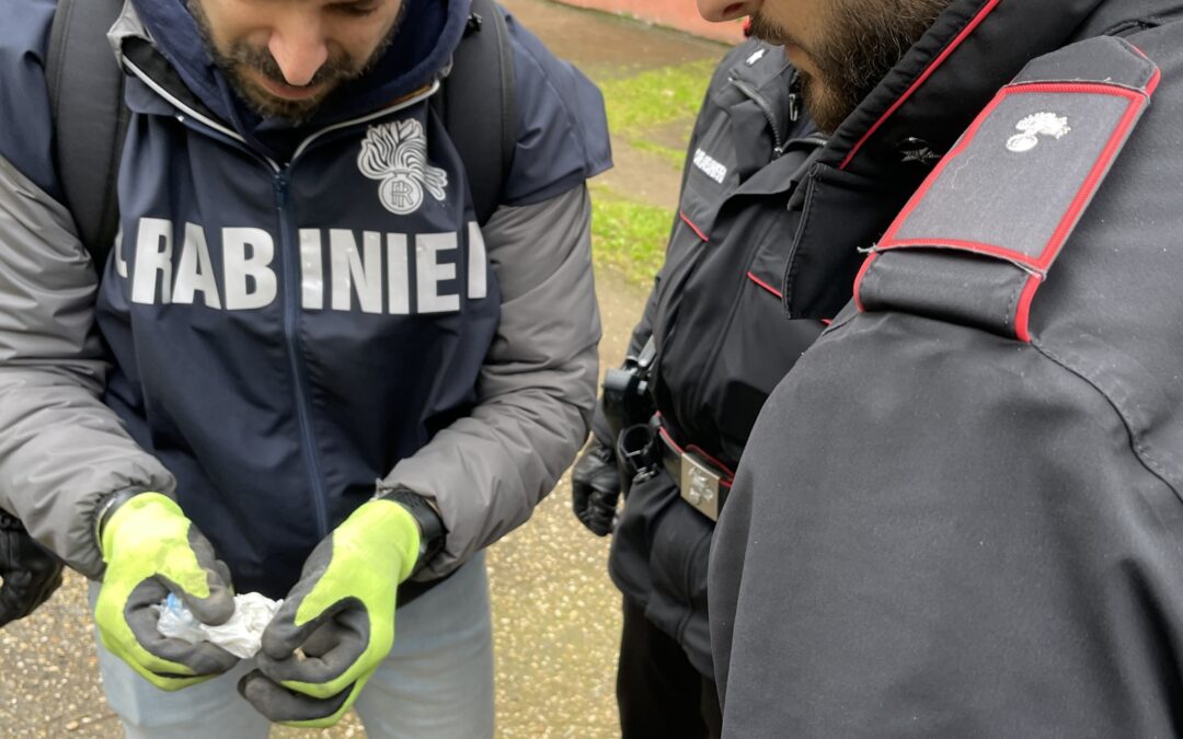 Carabinieri: 18 arresti per spaccio, sequestrati ingenti quantitativi di cocaina, crack, ecstasy e hashish