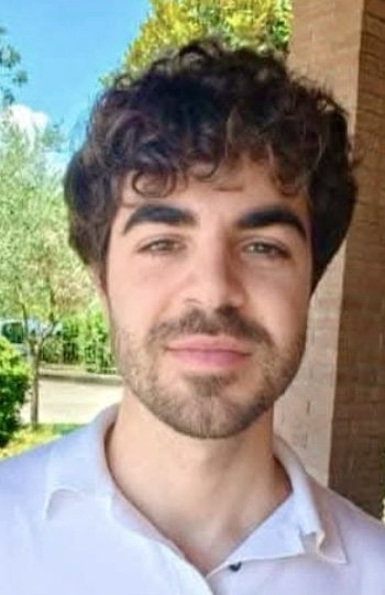 Morto dopo caduta da b&b, l’autopsia: segni di violenta colluttazione. Indagato a piede libero l’amico