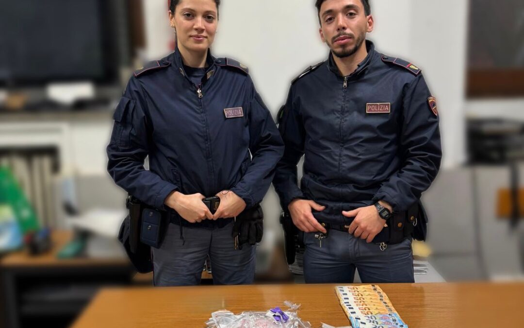 Cocaina a domicilio con auto a noleggio. Arrestati dalla Polizia due fratelli pusher