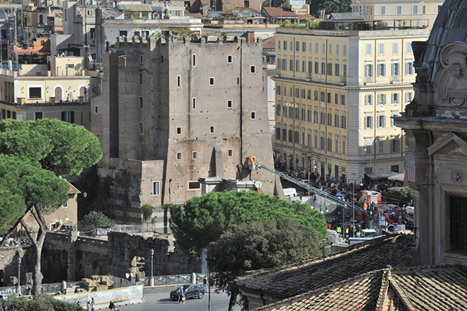 Roma Capitale, proclamato lutto cittadino per domani 5 novembre per la morte di Octay Stroici
