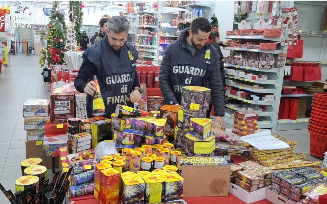 GdiF Roma: sequestrati 500 chili di ‘botti’ illegali. Denunciato un uomo di