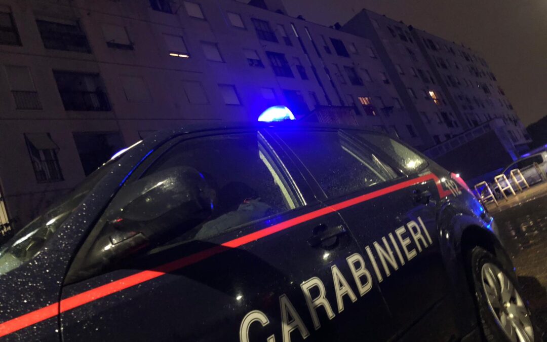 Droga, armi e munizioni: quattro persone arrestate a Tor Bella Monaca
