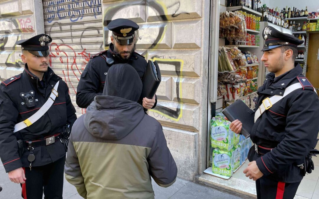 Stazione Termini, Carabinieri arrestano 3 persone per furto