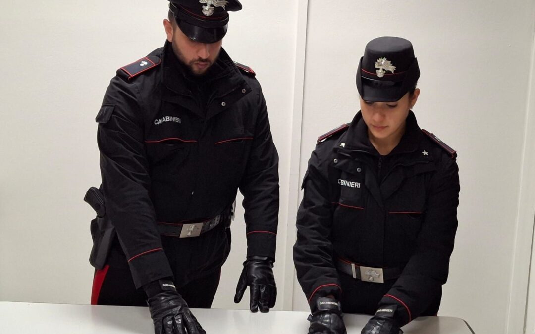 Nettuno, spaccio al parco Palatucci, 2 pusher arrestati dai Carabinieri