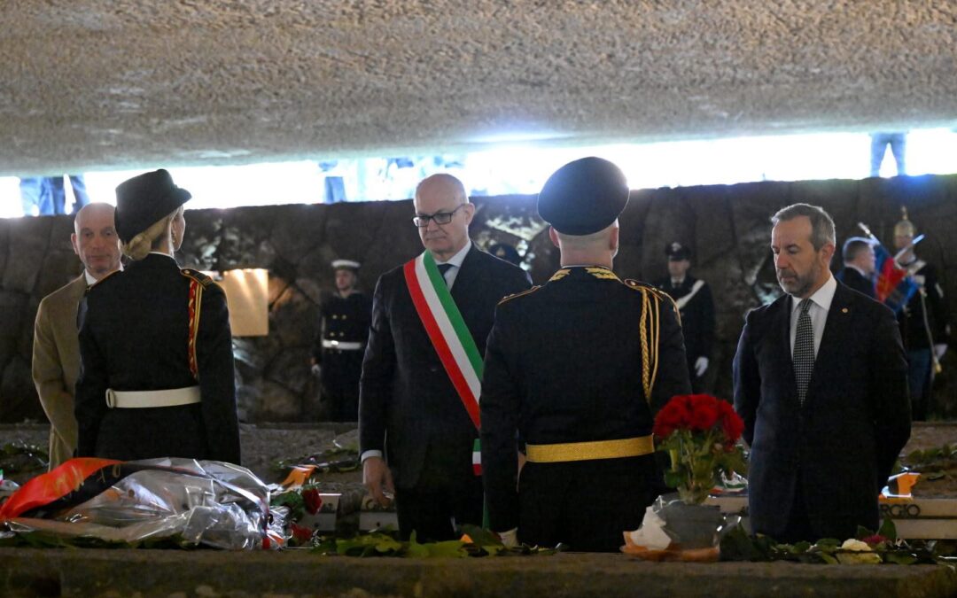 Fosse Ardeatine, Gualtieri al Mausoleo nell’82° anniversario dell’eccidio