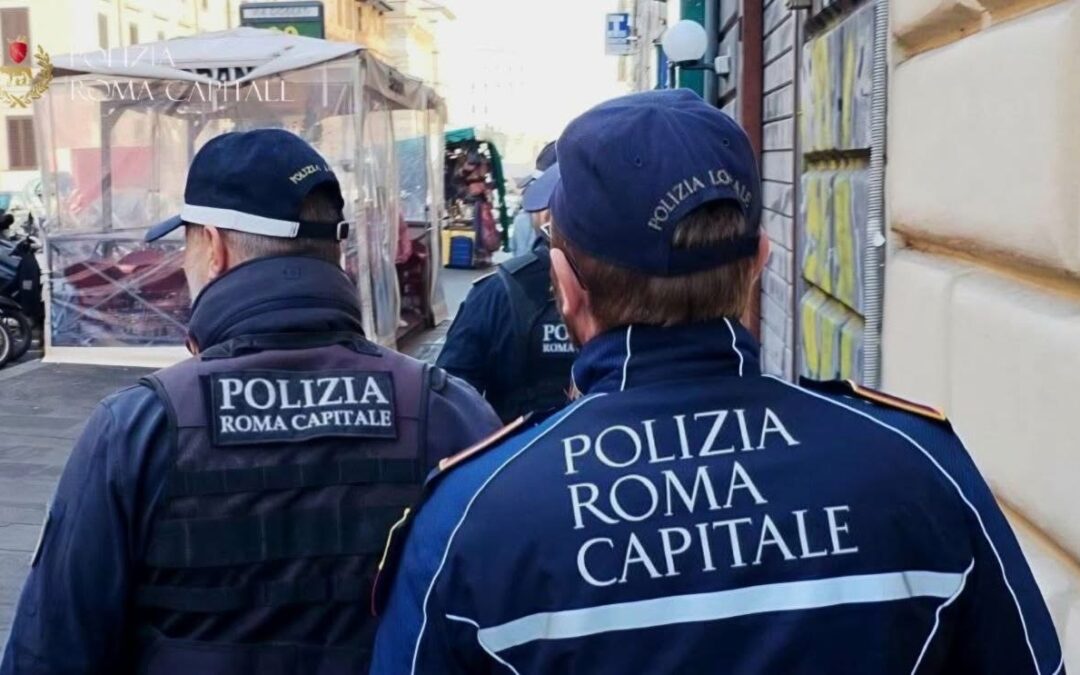 Polizia Roma Capitale: operazione anti-abusivismo a Termini, sequestrati 7.000 articoli