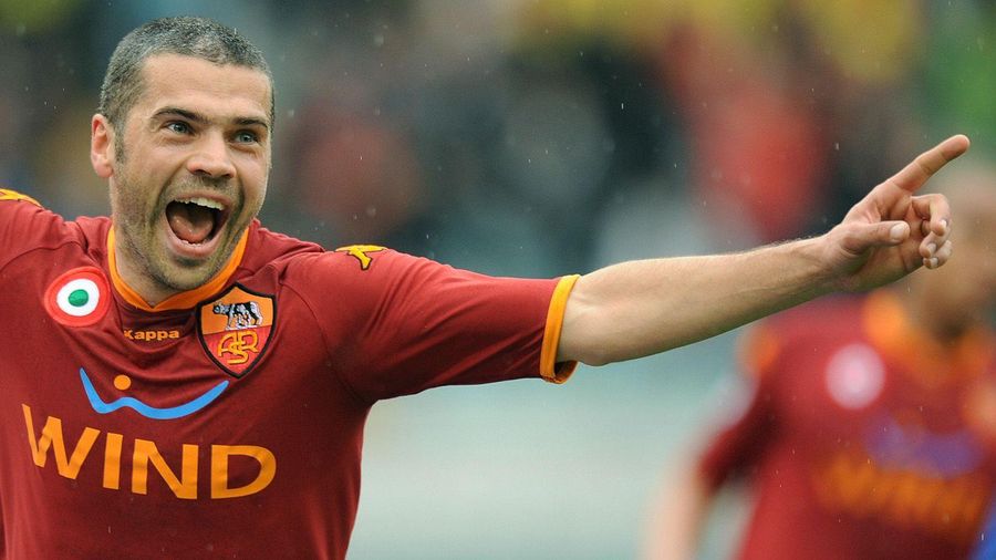 La nuova vita dell’ex Roma Max Tonetto: dai campi di calcio a autista di Uber