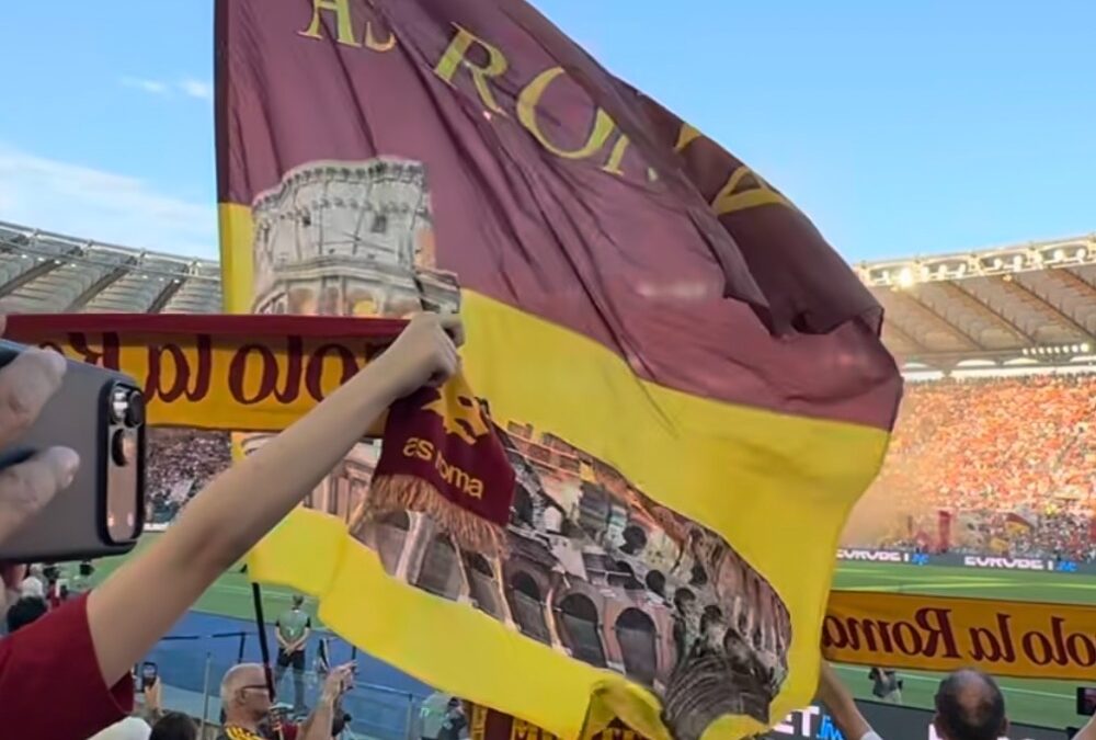 Roma, i tifosi tornano i trasferta: in vendita i biglietti per la gara contro il Como
