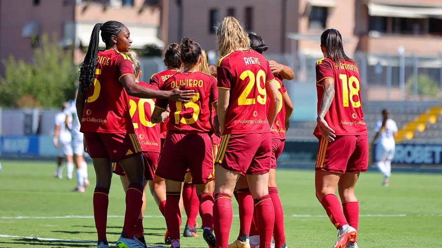 Women’s Champions League, Roma travolta in casa dal Barcellona: 6-0