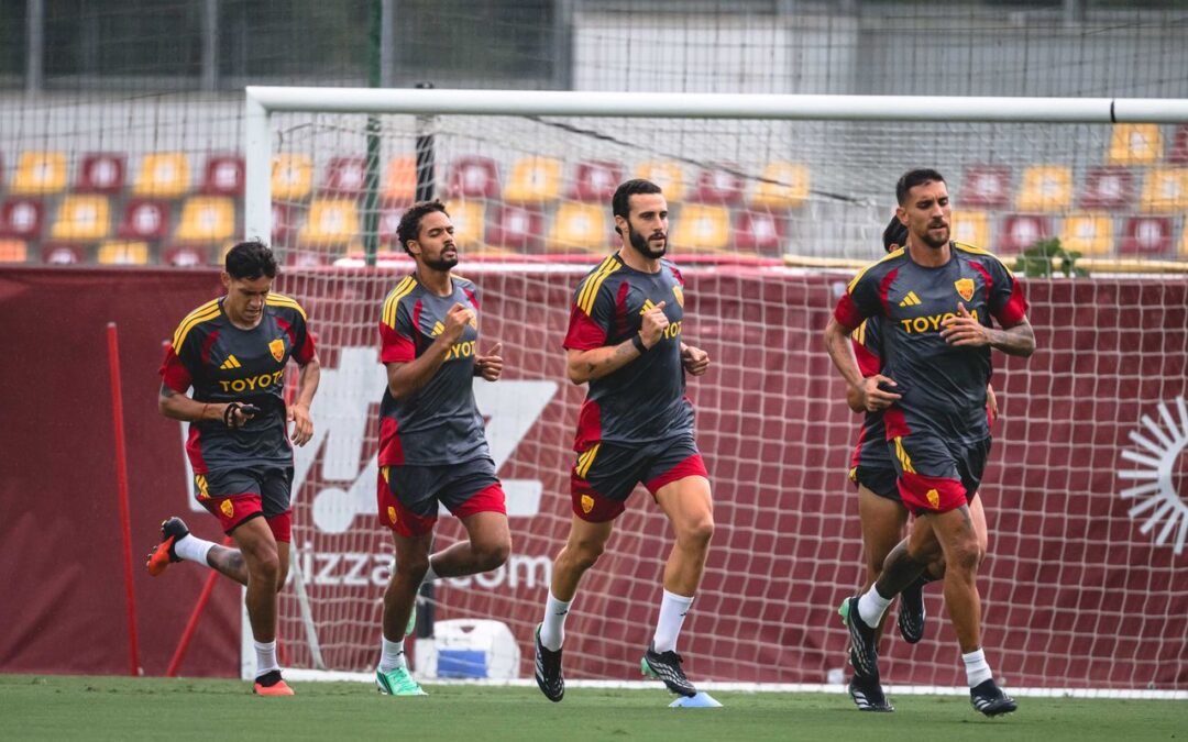 Roma, Gasperini riabbraccia tutti i nazionali. Malen e Wesley verso Como