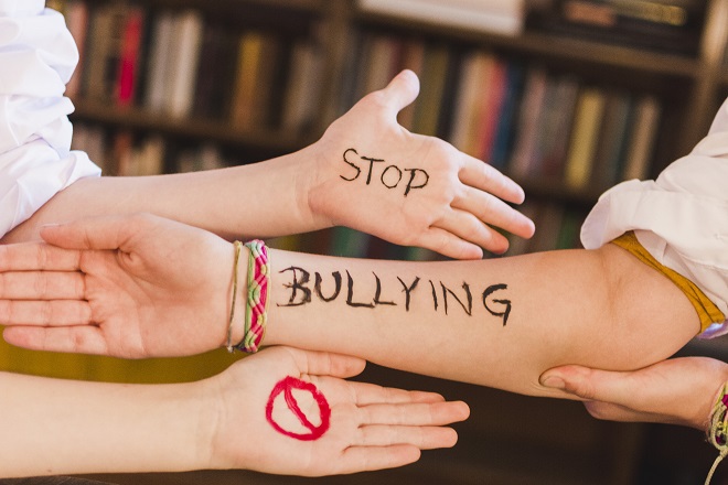 Bullismo e cyberbullismo: nelle scuole la sperimentazione dell’Educazione Circolare Emotiva