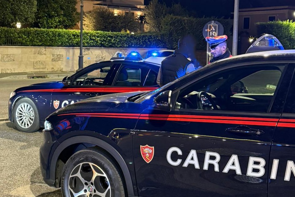Stalking, lesioni e minacce di morte nei confronti dell’ex fidanzata: arrestato 28enne