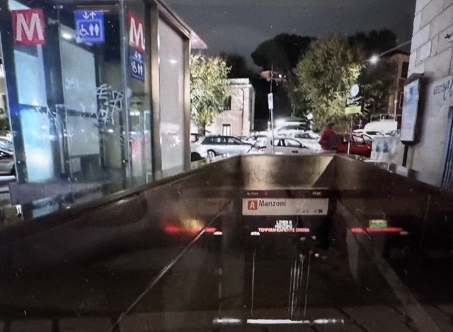Metro A: stazione Manzoni accessibile solo in uscita per infiltrazioni d’acqua